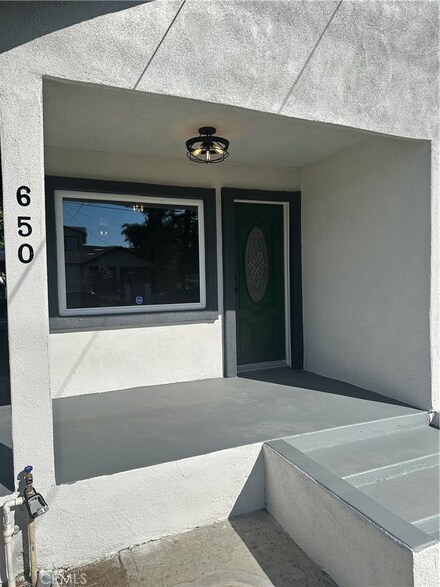 650 S 5th St, Colton, CA 92324