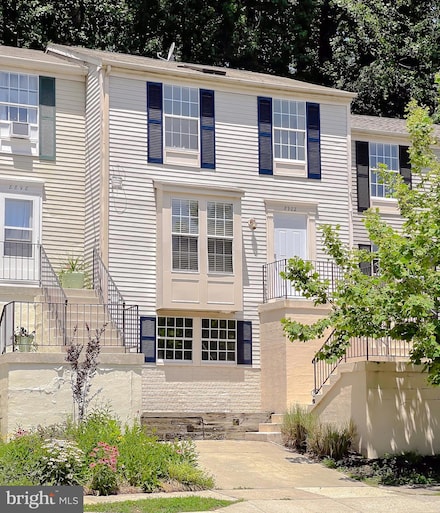 8902 Chesapeake Lighthouse Dr, North Beach, MD 20714