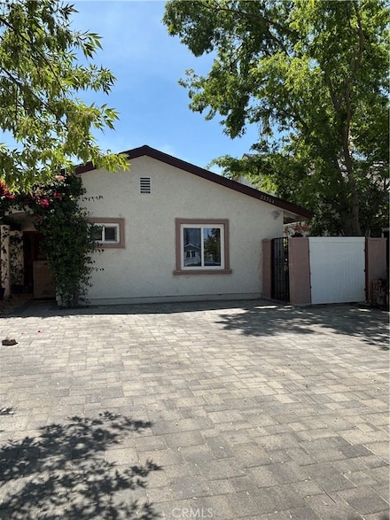 22360 Welby Way, Woodland Hills, CA 91303