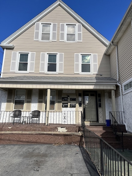 344 North Ave Unit 4, Abington, MA 02351