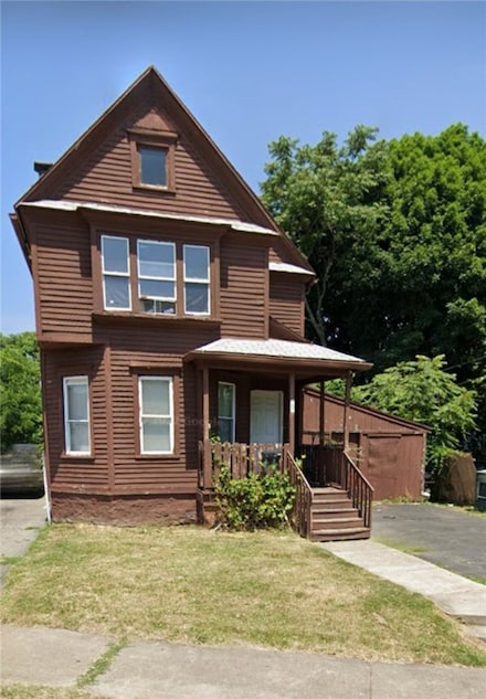 8 Fern St, Rochester, NY 14606
