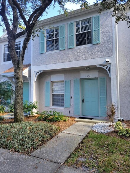 8661 Hunters Key Cir, Tampa, FL 33647