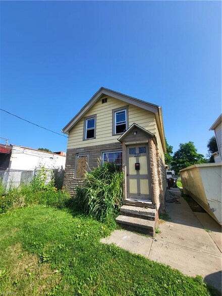 6804 Clark Ave, Cleveland, OH 44102