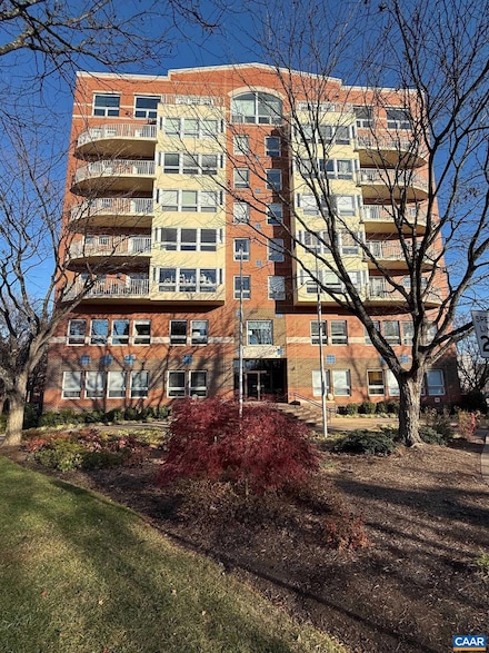 250 W Main St Unit 402, Charlottesville, VA 22902