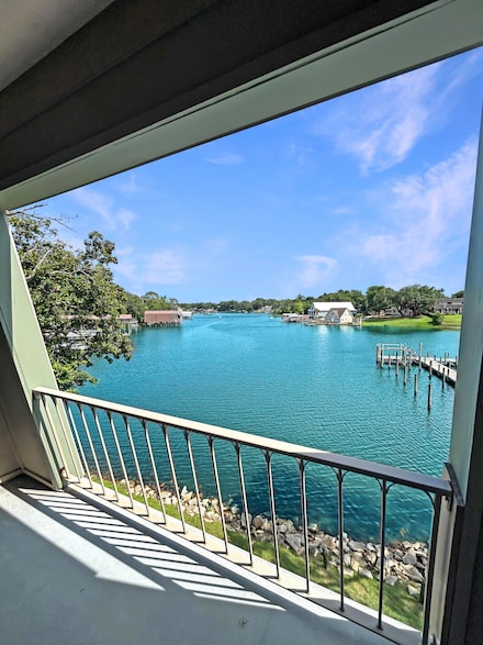 210 Pelham Rd Unit 209B, Fort Walton Beach, FL 32547