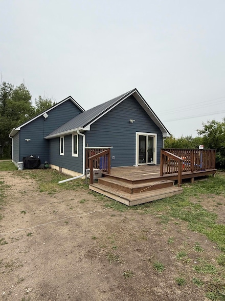 40501 Lewis St, Mitchell, SD 57301