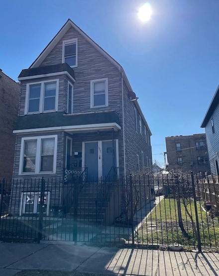3431 W Belden Ave, Chicago, IL 60647