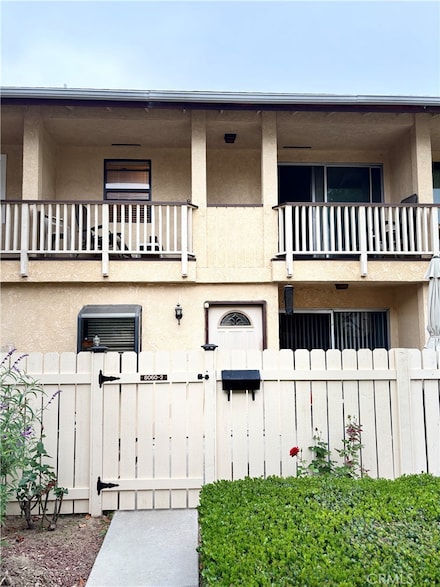 8060 Canby Ave Unit 2, Reseda, CA 91335