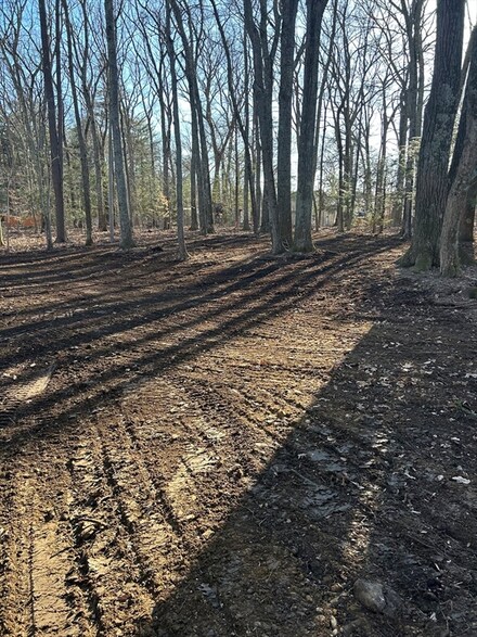 75 Hiland Rd, Charlton, MA 01507