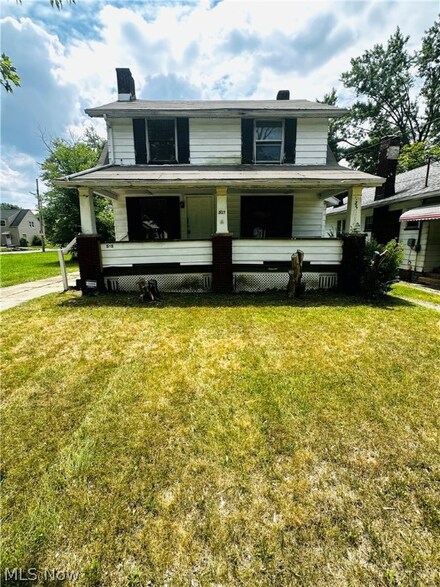 505 W Ravenwood Ave, Youngstown, OH 44511