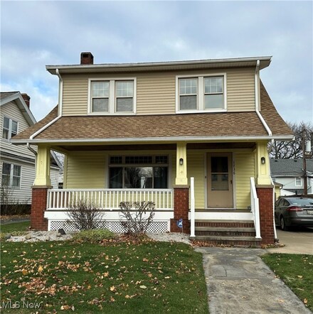 1736 Saratoga Ave, Cleveland, OH 44109