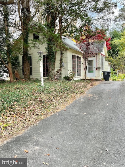 919 Pinelawn Ave, Lindenwold, NJ 08021