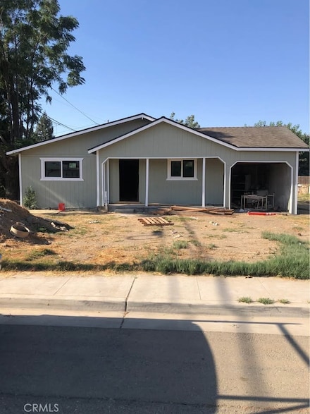635 N 11th St, Chowchilla, CA 93610