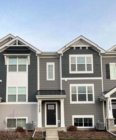 10755 Violette Way, Saint John, IN 46373