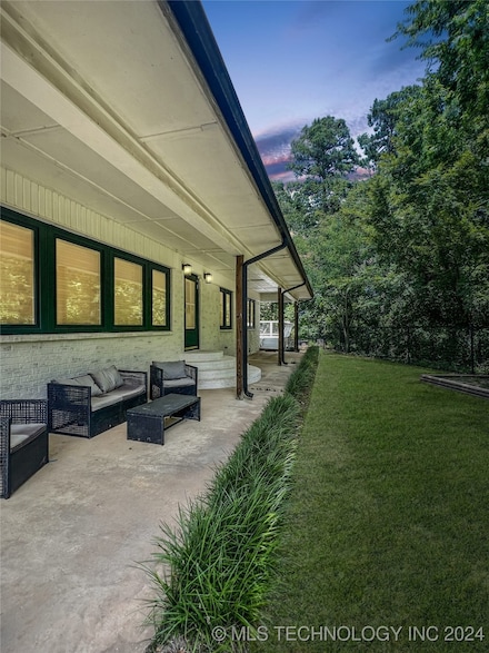 782 N 4380 Rd, Fort Towson, OK 74735