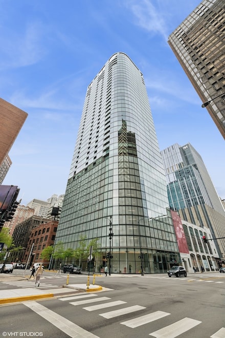 600 N Fairbanks Ct Unit 3408, Chicago, IL 60611