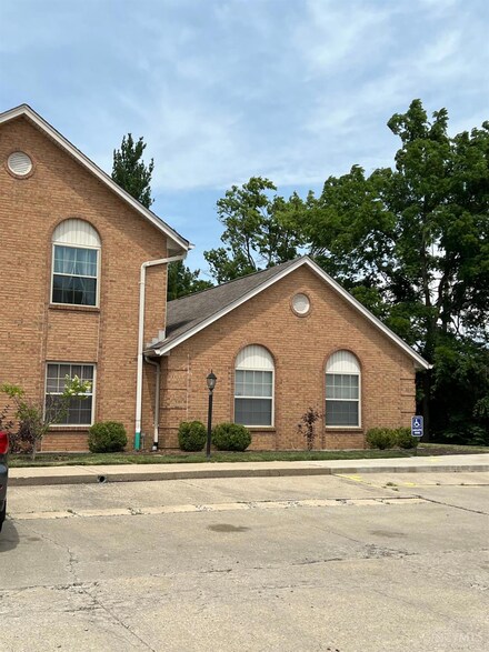 3310 N Bend Rd, Cincinnati, OH 45239