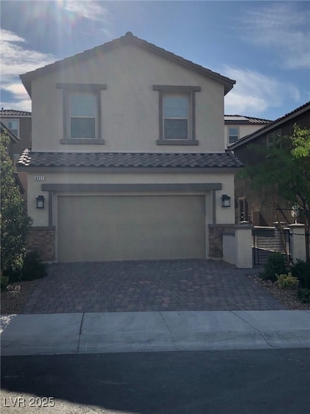8111 Switchback Run St, Las Vegas, NV 89166