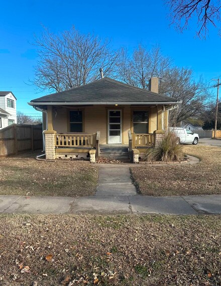 148 S Edwards Ave, Wichita, KS 67213