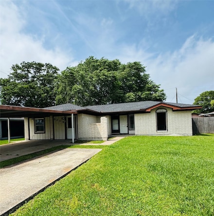 6219 16th St, Port Arthur, TX 77642