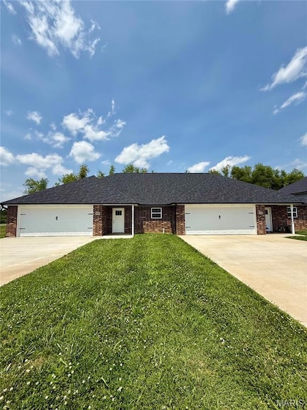 400 E Deerwood Dr Unit 400 & 402, Jackson, MO 63755
