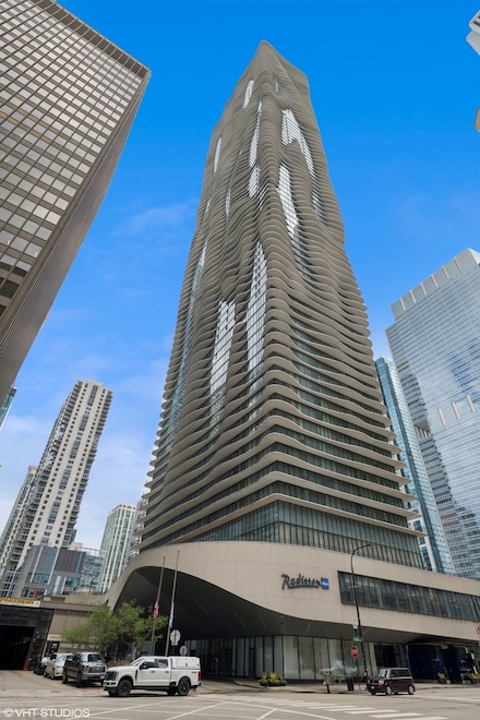 225 N Columbus Dr Unit 6109, Chicago, IL 60601