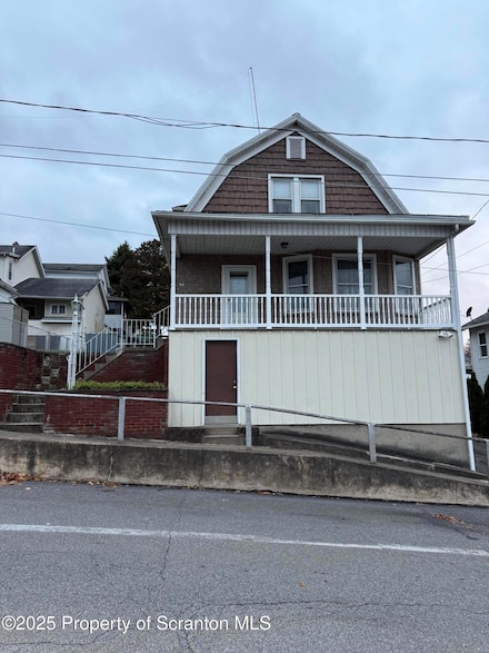 54 E Columbus Ave, Pittston, PA 18640