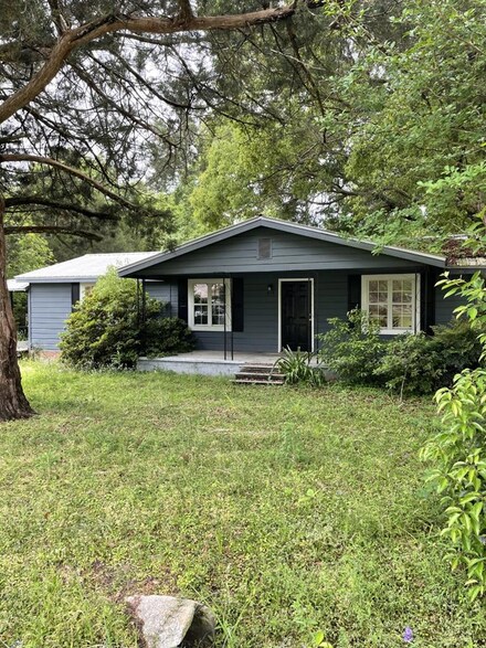 418 Keller St, Blackshear, GA 31516