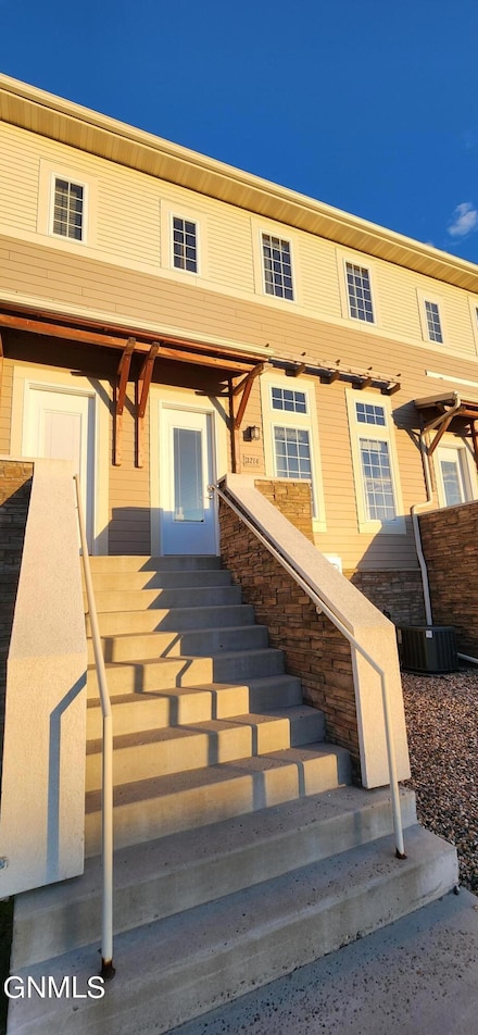 3214 Kenner Loop, Bismarck, ND 58504