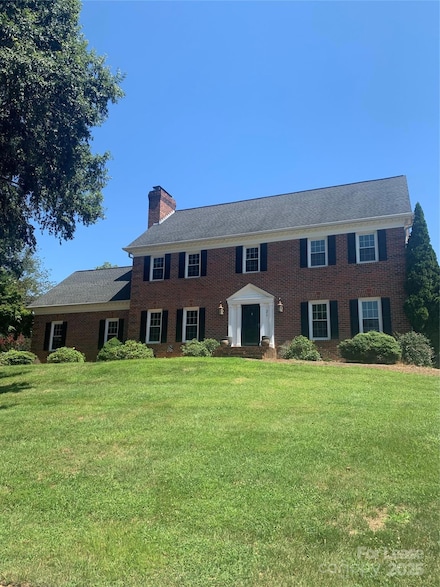 377 44th Avenue Dr NW, Hickory, NC 28601