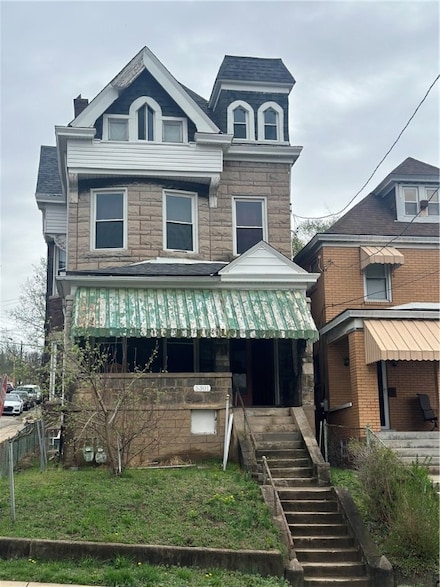 5301 Gertrude St, Pittsburgh, PA 15207