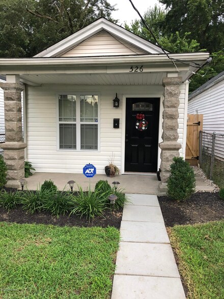 526 Lilly Ave, Louisville, KY 40217