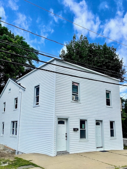 212 Davis Ave, Greenwich, CT 06830