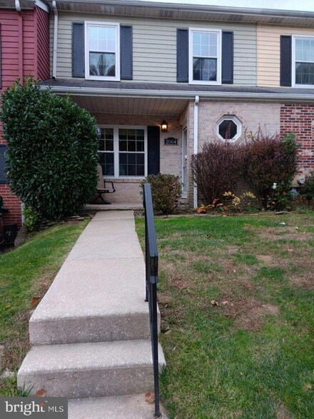 2564 Dupont St, Coatesville, PA 19320