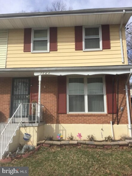 7242 G St, Capitol Heights, MD 20743