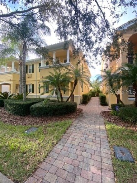 8561 Insular Ln, Orlando, FL 32827