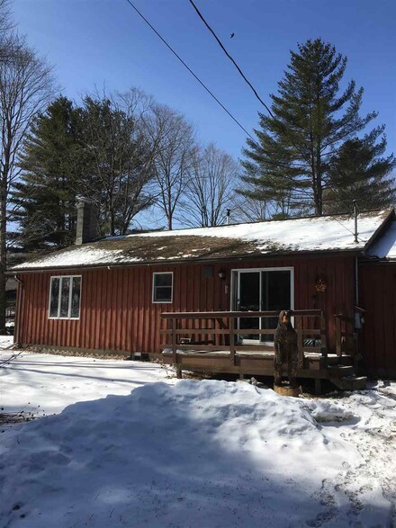 18 Philbrick Rd, Wentworth, NH 03282
