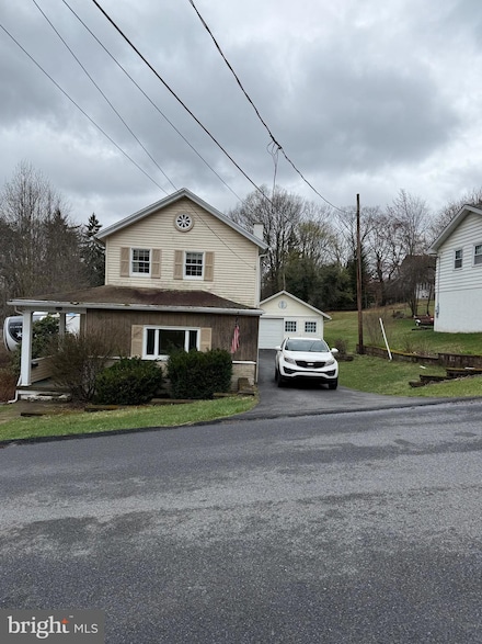 2939 Frink St, Scranton, PA 18504