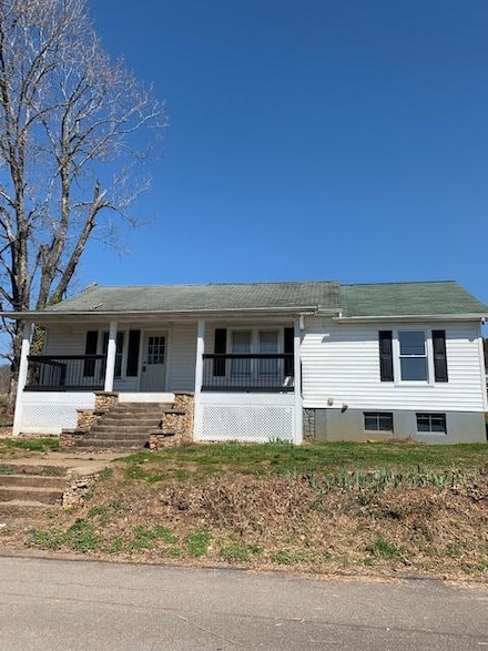 108 Crockett Ave, Calhoun, TN 37309