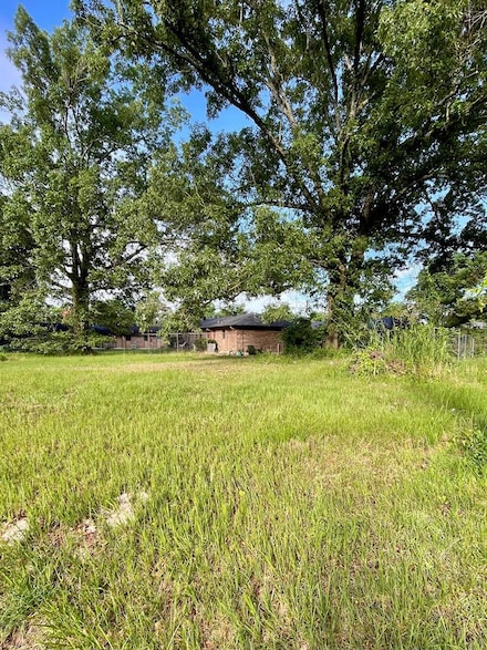 Lot 10 Lakeview, Lufkin, OK 74904