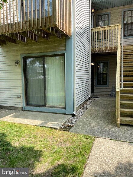 107 Ashton Ct Unit 107, West Deptford, NJ 08051