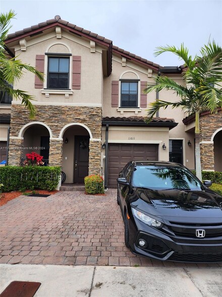 11611 SW 253rd St, Homestead, FL 33032
