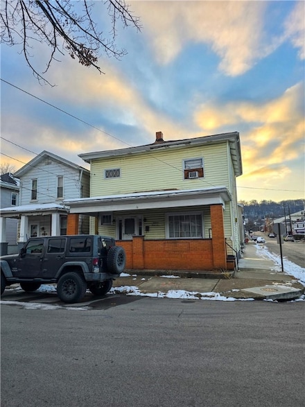 1839 5th Ave, Beaver Falls, PA 15010