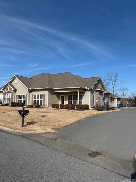 318 Mountain Terrace Cir, Maumelle, AR 72113