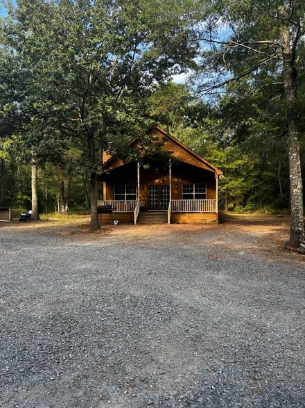 2004 Twin Lake Dr, Benton, LA 71006
