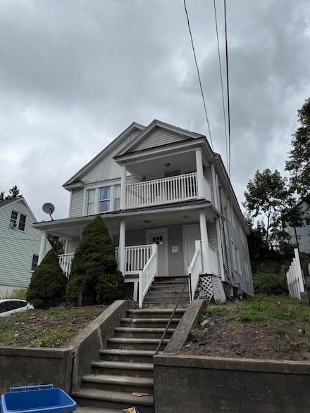 53 Southview St, Waterbury, CT 06706