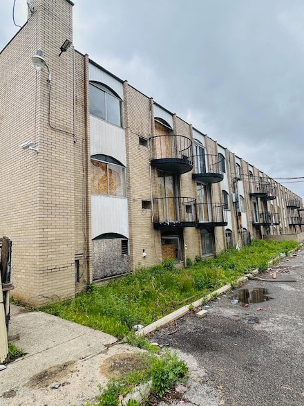 16600 Greenfield Rd, Detroit, MI 48235
