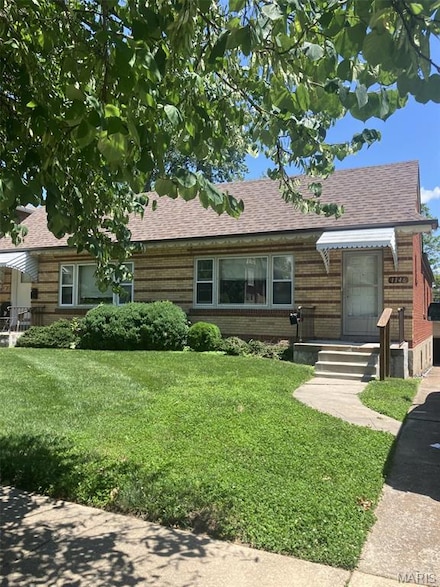 1146 Moorlands Dr, Richmond Heights, MO 63117