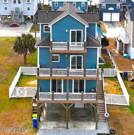 318 N Topsail Dr, Surf City, NC 28445