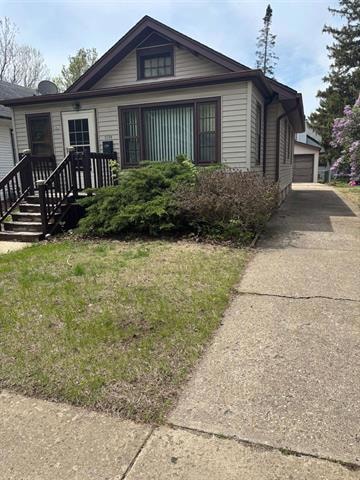 2138 Douglas St, Rockford, IL 61103